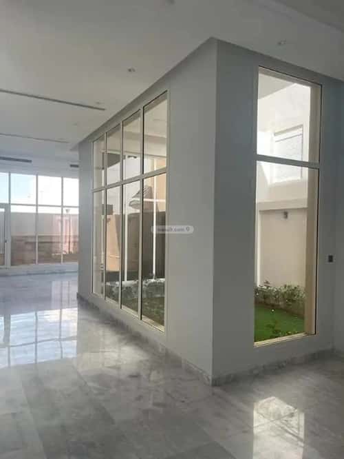 فيلا 286 متر مربع شمالية على شارع 15م الصواري، شمال جدة، جدة