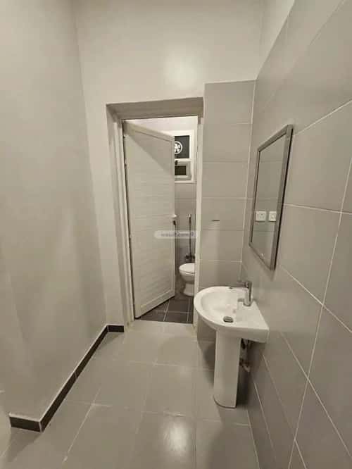 Floor 750 SQM with 4 Bedrooms Al-Qadisiyah, East Riyadh, Riyadh