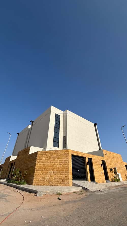 Villa 335 SQM Facing South West on 15m Width Street Haya Nabla, Madinah