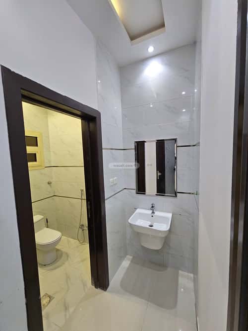 Apartment 812 SQM with 3 Bedrooms Al-Malqa, North Riyadh, Riyadh