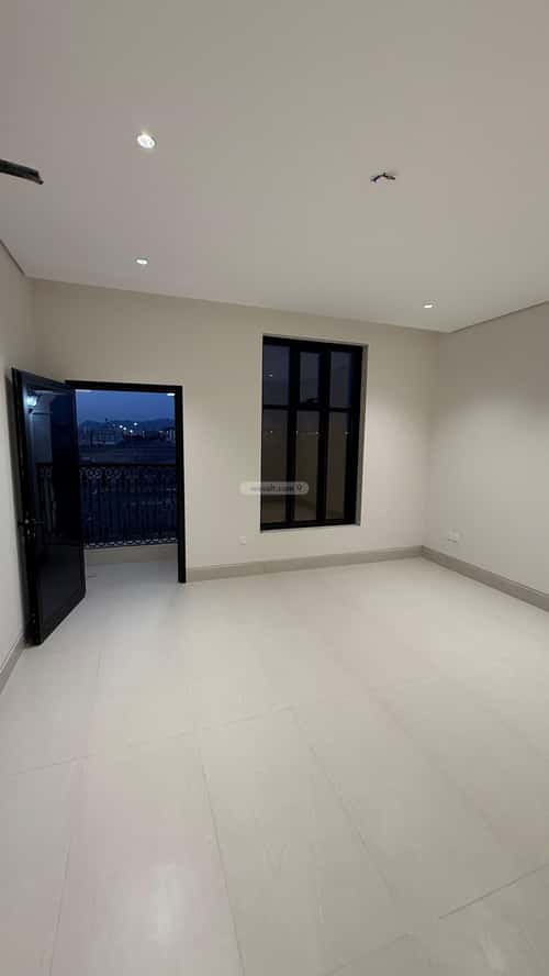 فيلا 425 متر مربع شمالية على شارع 16م الروابي، المدينة المنورة