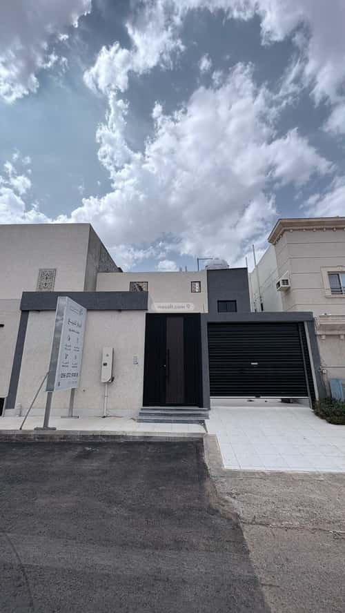Floor 300 SQM with 5 Bedrooms Al Khobar, Madinah