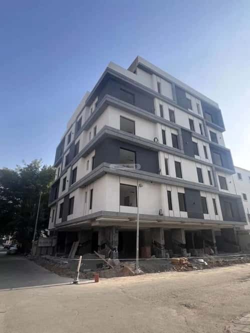 4 bedroom apartment in Al Rawdah