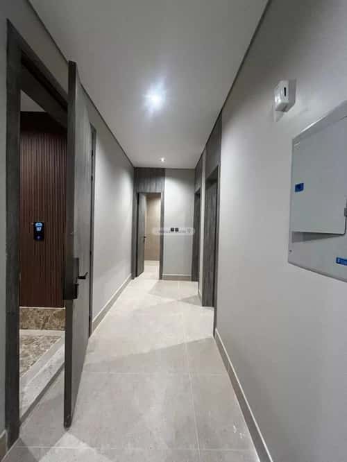 شقة 115 متر مربع ب 3 غرف الحمراء، الخبر