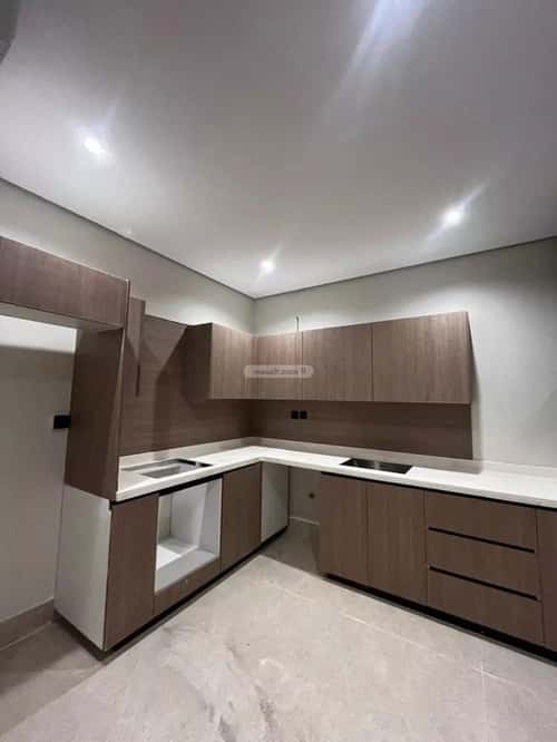 شقة 141 متر مربع ب 5 غرف الحمراء، الخبر