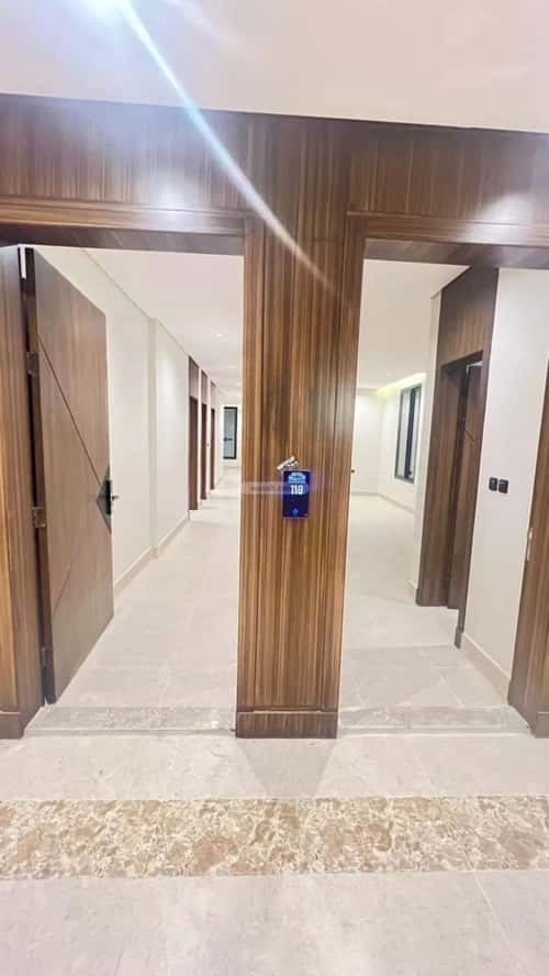 شقة 119 متر مربع ب 3 غرف الحمراء، الخبر