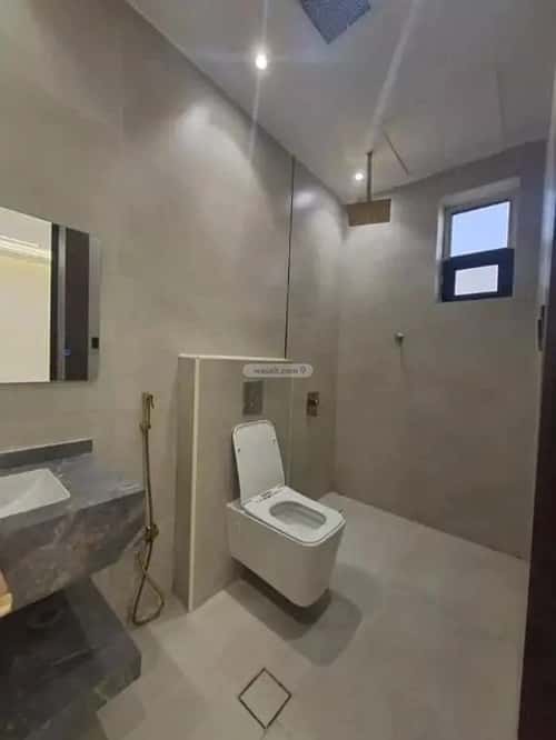 Floor 205 SQM with 4 Bedrooms Okaz, South Riyadh, Riyadh