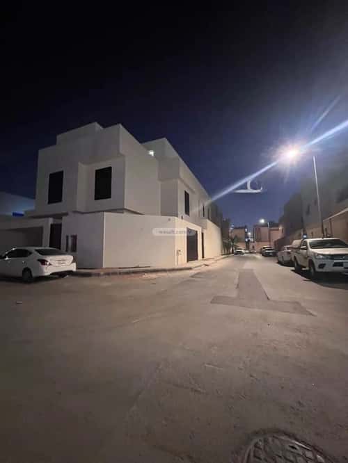 Floor 350 SQM with 3 Bedrooms Al-Yasmeen, North Riyadh, Riyadh