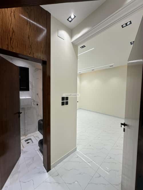 Apartment 223 SQM with 6 Bedrooms Al-Yarmouk, Khamis Mushait