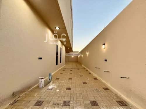 Building 400 SQM Facing South Al-Mahdiyah, West Riyadh, Riyadh