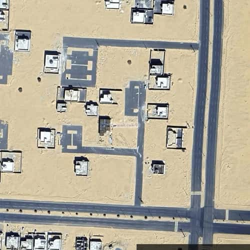 أرض 640 متر مربع شرقية على شارع 18م الوفاء، نجران