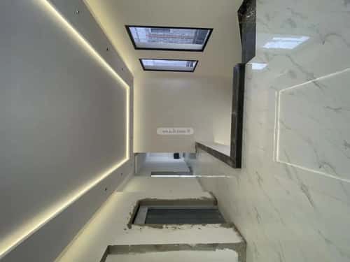 فيلا 260 متر مربع جنوبية على شارع 18م النهضة، شرق الرياض، الرياض