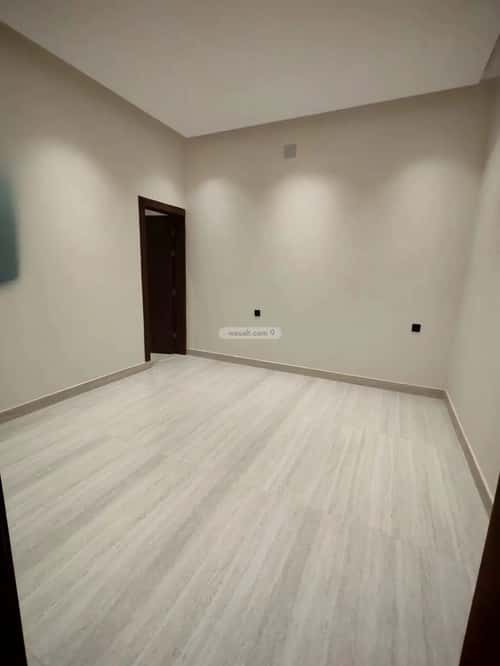 Floor 157 SQM with 5 Bedrooms Al-Janadriyah, East Riyadh, Riyadh