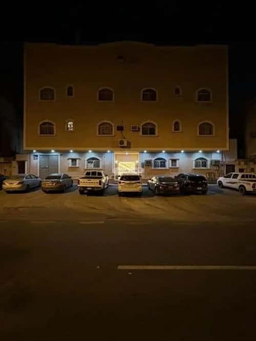 شقة 131 متر مربع ب 4 غرف الحمراء، شرق الرياض، الرياض