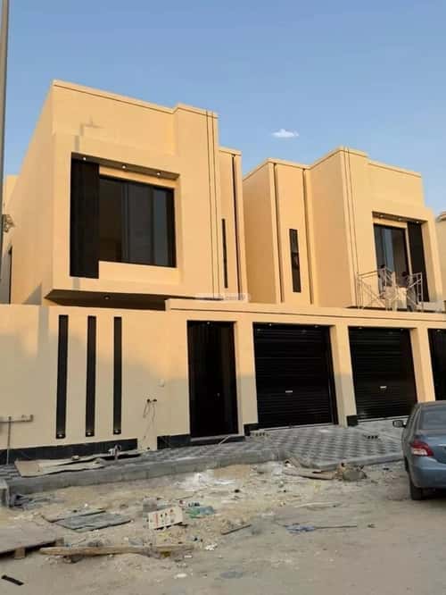 فيلا 250 متر مربع شرقية على شارع 15م ضاحية الملك فهد، الدمام