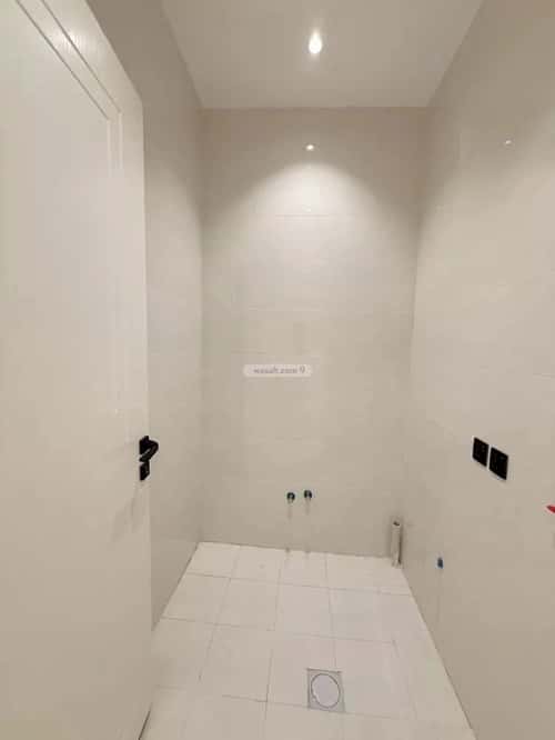 دور 219 متر مربع ب 4 غرف السويدي، غرب الرياض، الرياض