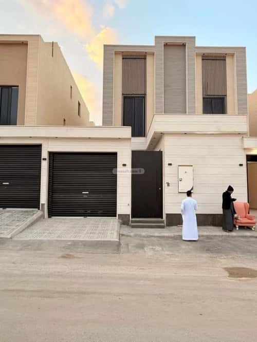 Floor 275 SQM with 4 Bedrooms Okaz, South Riyadh, Riyadh