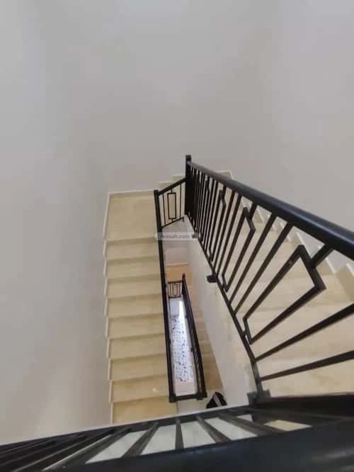 دور 371 متر مربع ب 6 غرف السويدي، غرب الرياض، الرياض