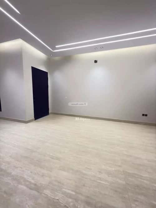 Floor 181 SQM with 6 Bedrooms Al-Awaly, West Riyadh, Riyadh