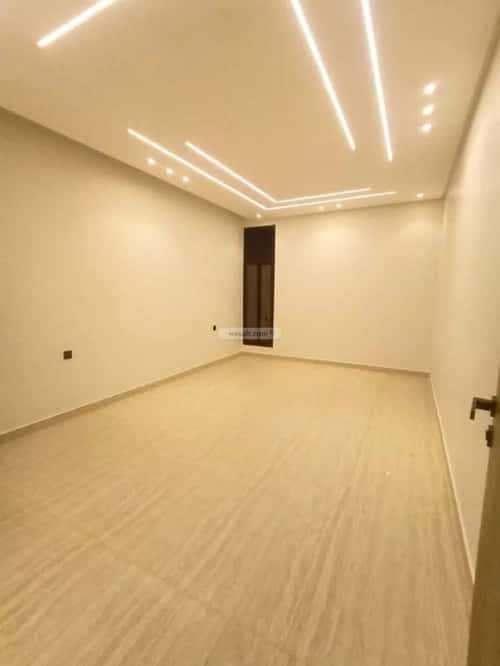 Floor 249 SQM with 6 Bedrooms Al-Awaly, West Riyadh, Riyadh