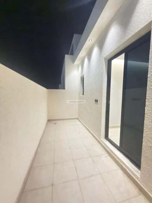 Floor 272 SQM with 6 Bedrooms Twaeeq, West Riyadh, Riyadh
