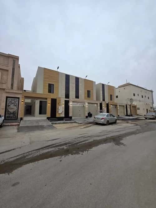 Floor 272 SQM with 5 Bedrooms Twaeeq, West Riyadh, Riyadh