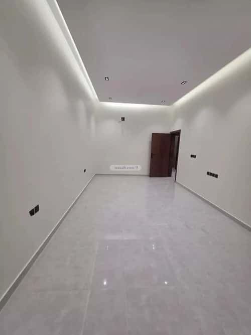 فيلا 231 متر مربع شرقية على شارع 20م العوالي، غرب الرياض، الرياض