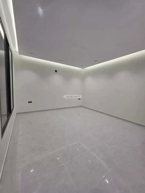 فيلا 231 متر مربع شرقية على شارع 20م العوالي، غرب الرياض، الرياض