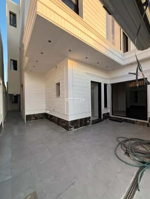 Villa 322 SQM Facing East on 18m Width Street Twaeeq, West Riyadh, Riyadh