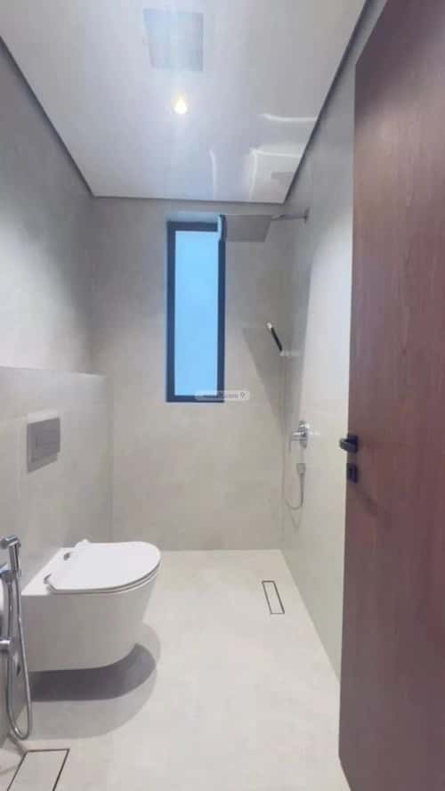 فيلا 257 متر مربع شرقية على شارع 20م الجنادرية، شرق الرياض، الرياض