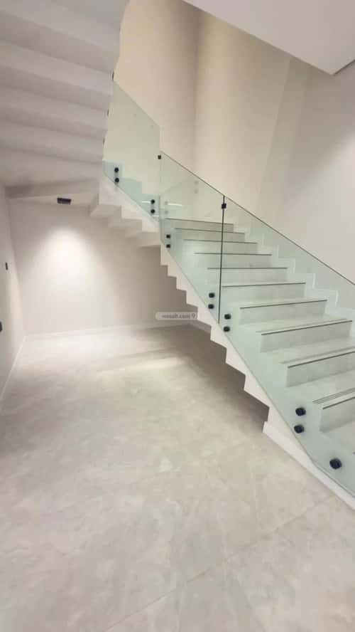 فيلا 257 متر مربع شمالية على شارع 20م الجنادرية، شرق الرياض، الرياض