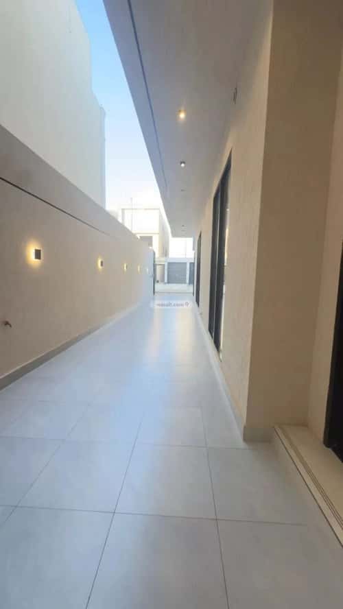 فيلا 257 متر مربع شمالية على شارع 20م الجنادرية، شرق الرياض، الرياض
