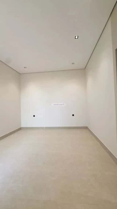 Floor 375 SQM with 5 Bedrooms Dahiat Namar, West Riyadh, Riyadh