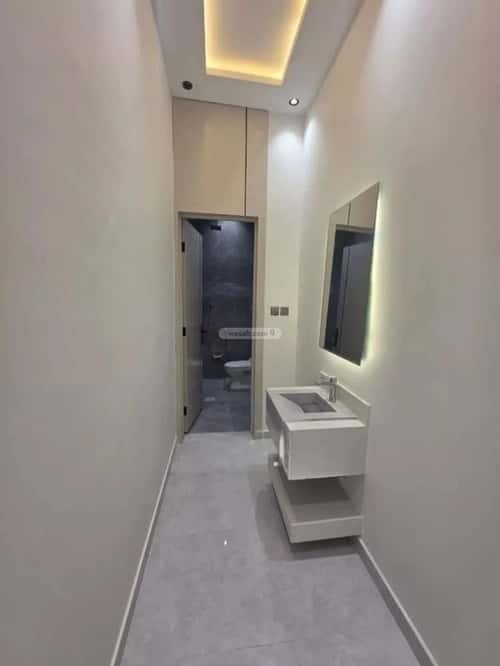 Floor 258 SQM with 8 Bedrooms Ohod, South Riyadh, Riyadh