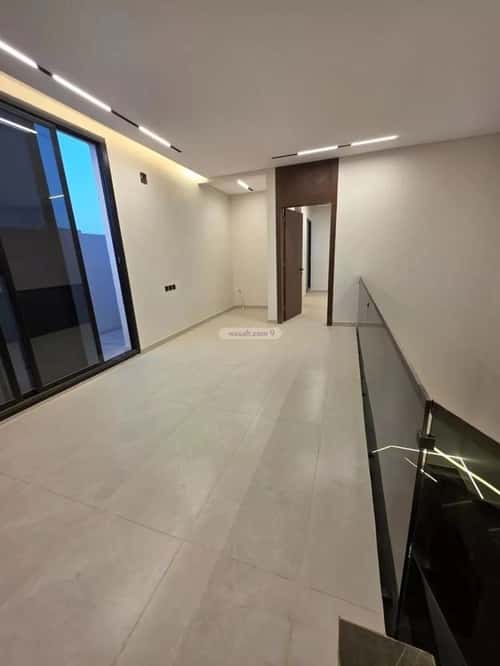 فيلا 164 متر مربع شرقية على شارع 20م العوالي، غرب الرياض، الرياض