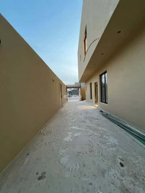 6 bedroom villa in Al Hazm