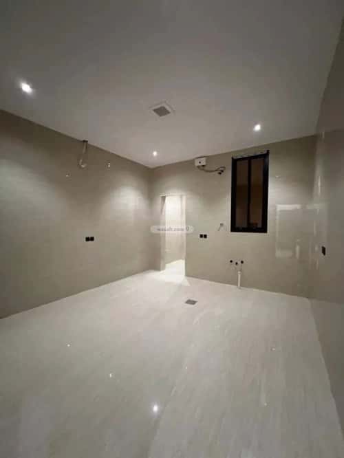 فيلا 200 متر مربع شمالية على شارع 20م طويق، غرب الرياض، الرياض