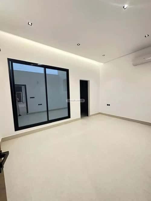 دور 236 متر مربع ب 5 غرف نوارة، المزاحمية