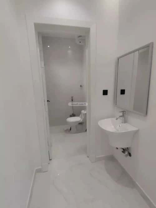 Floor 148 SQM with 6 Bedrooms As-Suwaidi, West Riyadh, Riyadh