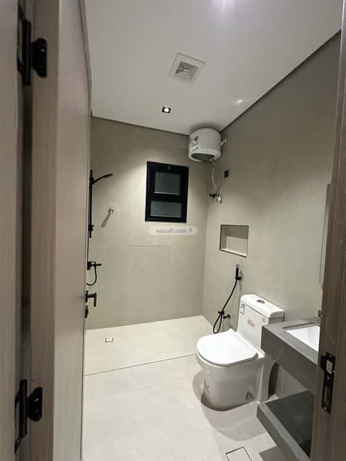 Apartment with 5 Bedrooms King Fahad Dist, Aldammam