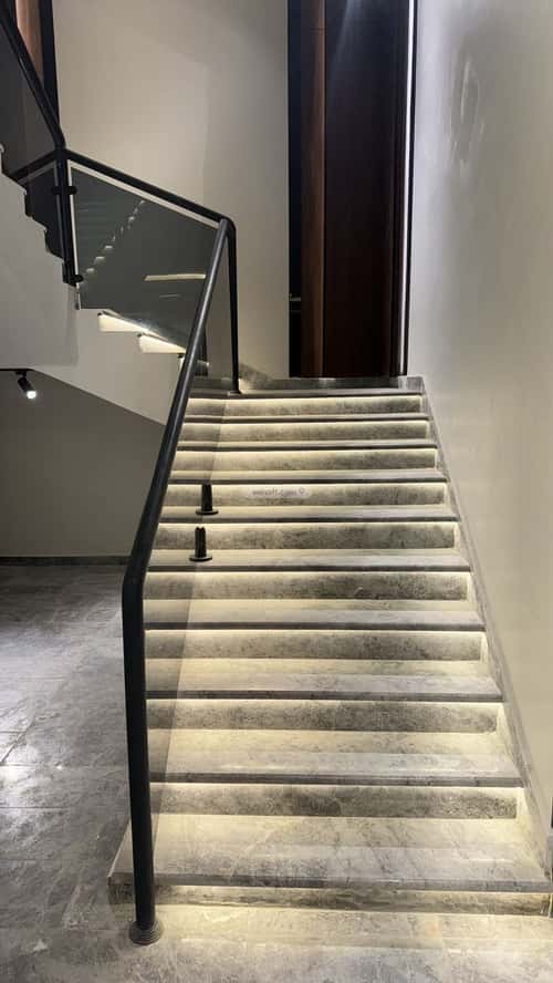 Apartment 171 SQM with 5 Bedrooms Al Rihab 1, Jazan