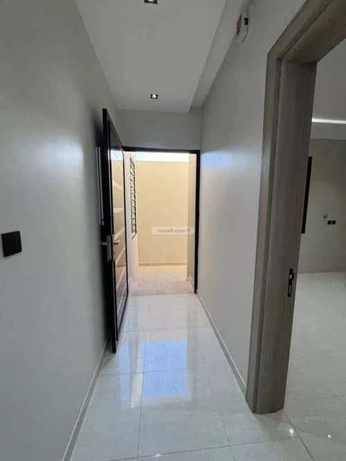 دور 203 متر مربع ب 6 غرف الورود، خميس مشيط