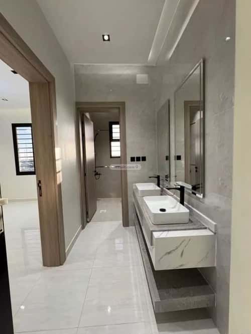 شقة 338 متر مربع ب 8 غرف الورود، خميس مشيط