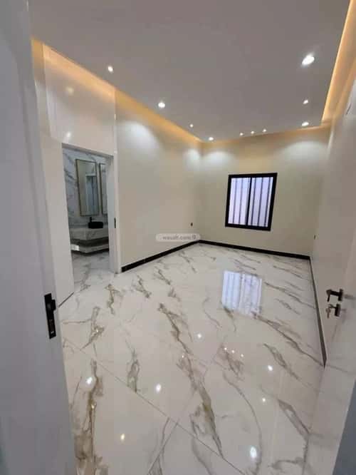 دور 258 متر مربع ب 6 غرف شمال التضامن، خميس مشيط