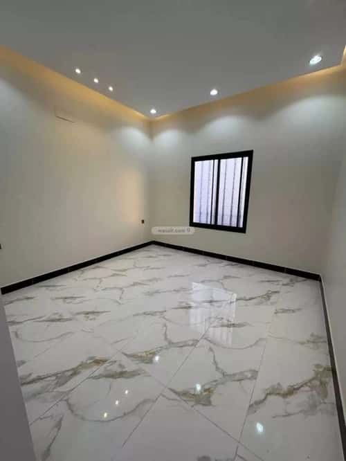 دور 258 متر مربع ب 6 غرف شمال التضامن، خميس مشيط