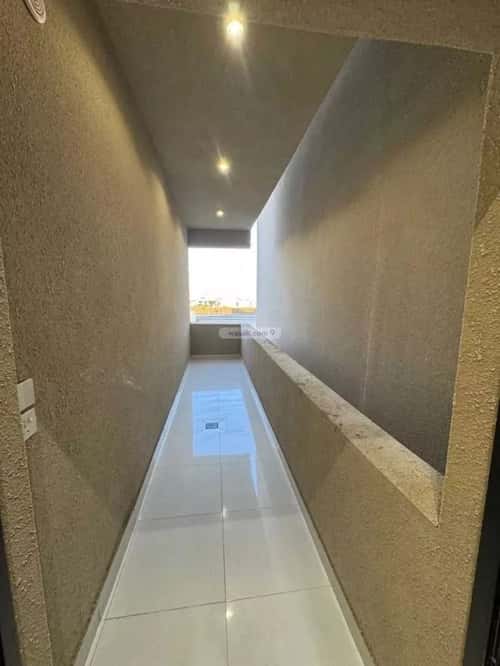 Floor 229 SQM with 6 Bedrooms Tara, Khamis Mushait