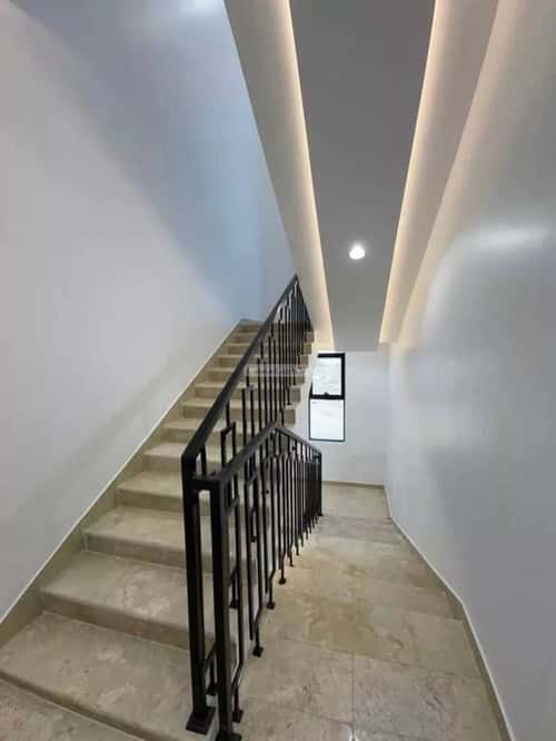 Floor 329 SQM with 8 Bedrooms Al Ma'Ala, Ahad Rafidah