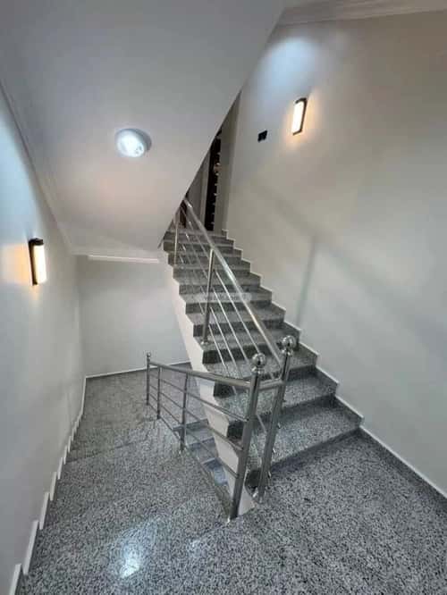 Apartment 341 SQM with 8 Bedrooms Al Ma'Ala, Ahad Rafidah