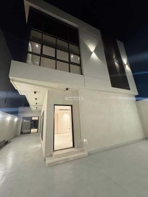 Villa 802 SQM Facing South West on 15m Width Street Al Sadafah, Aldammam