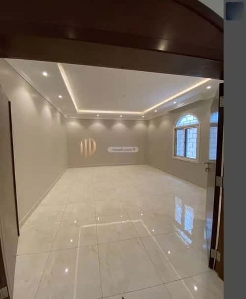 فيلا 437 متر مربع غربية على شارع 30م الشراع، الخبر